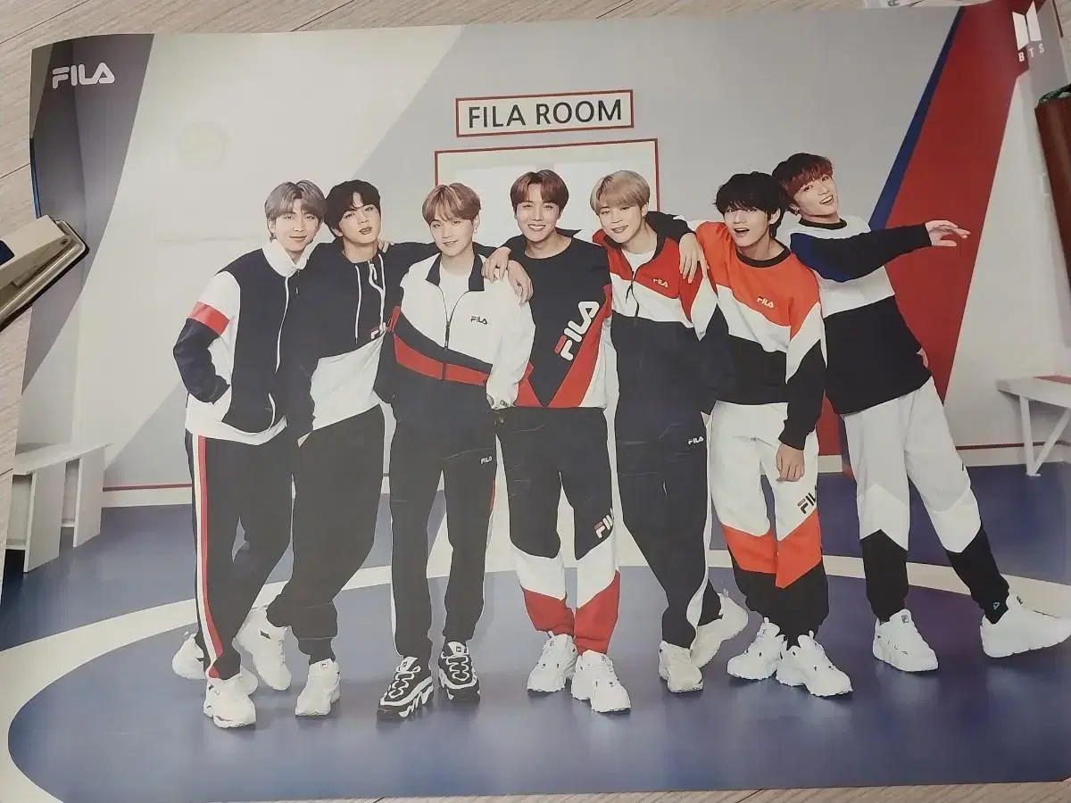 방탄소년단 포스터 2개 일괄  BTS FILA 포스터